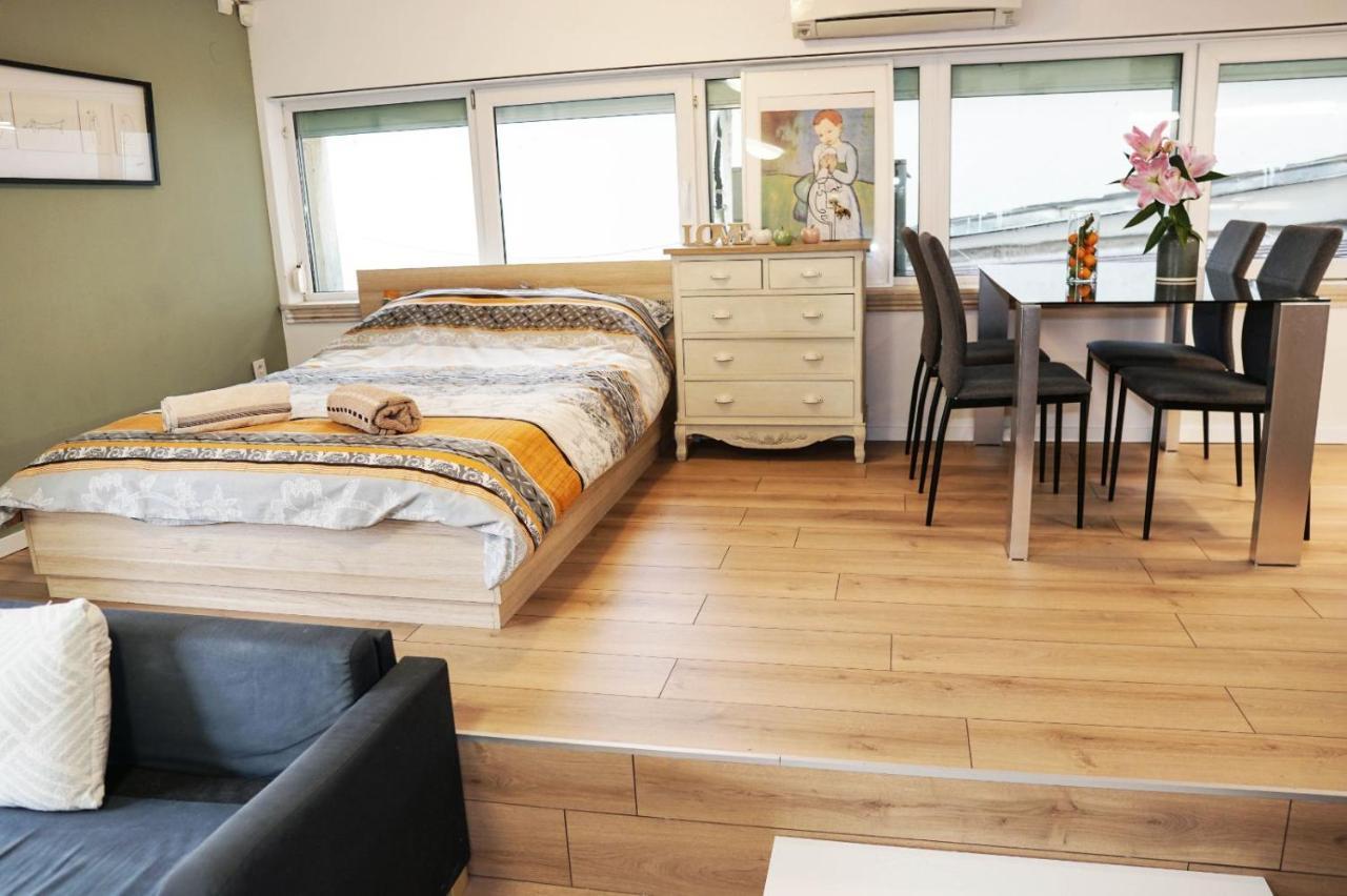 Stylish Apartment, Very Good Located! Sofia Eksteriør bilde